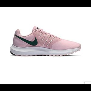 Nike Run Swift Shoes